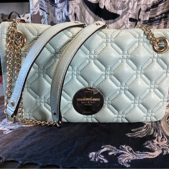 Kate Spade mint green quilted crossbody bag with silver chains and turn lock - Picture 6 of 14